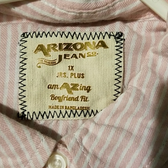 Taking up room & i can use extra money - Picture 2 of 2